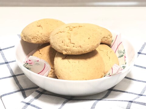 ホットケーキミックスとはちみつ しっとりスコーン♪